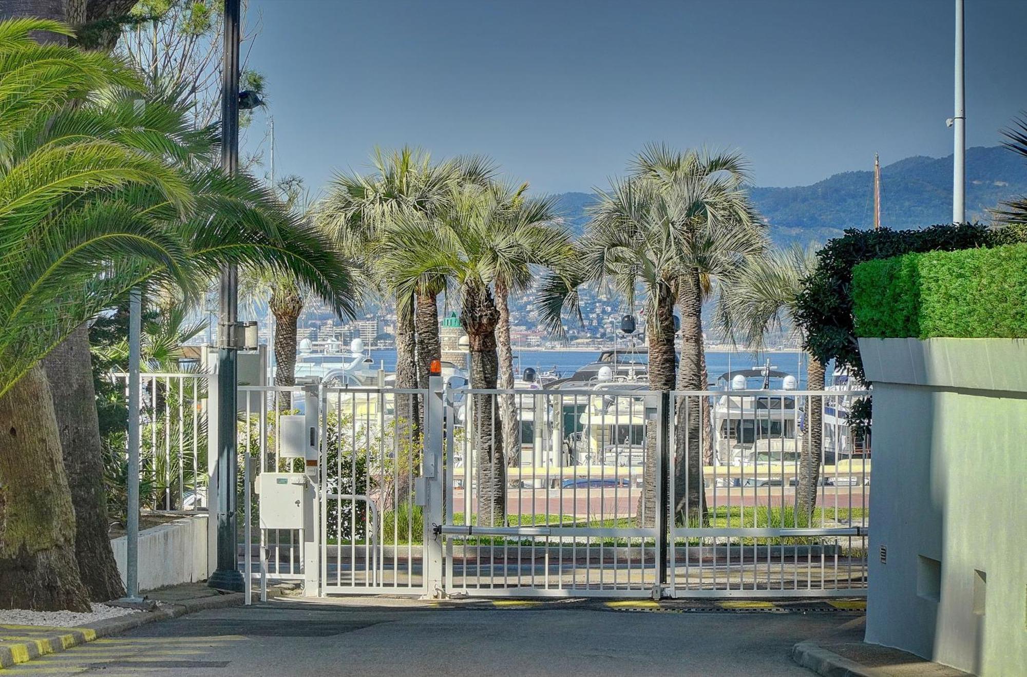 Le Palm - 100M Plage - Croisette - Verriere Cote D'Azur Cannes Buitenkant foto